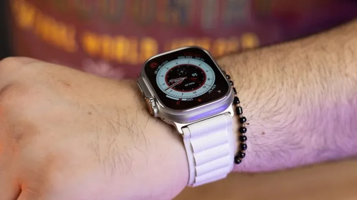 Microphone bug on Apple Watch 8 and Ultra models
