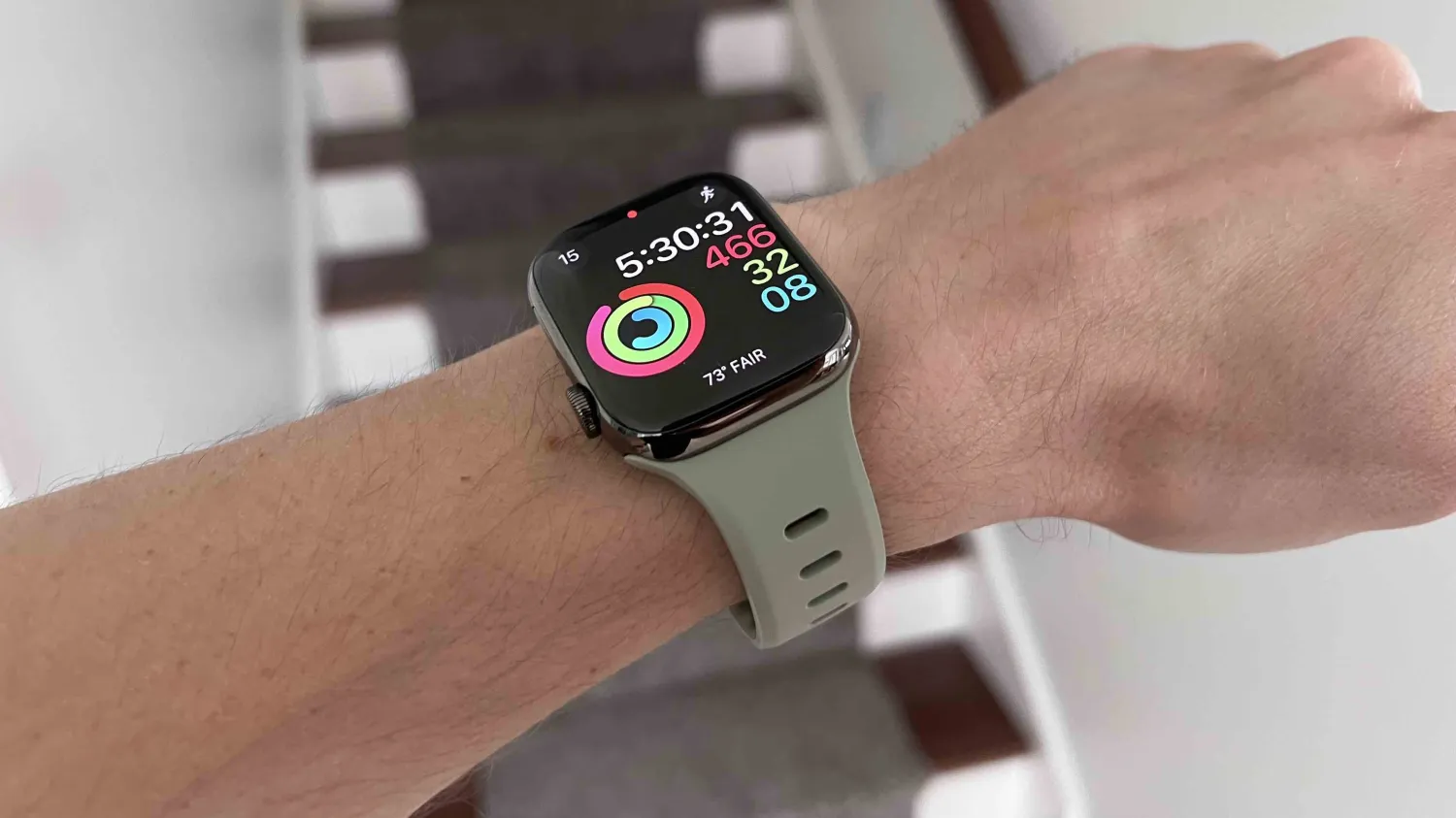 How to see steps with Apple Watch including distance and custom complications