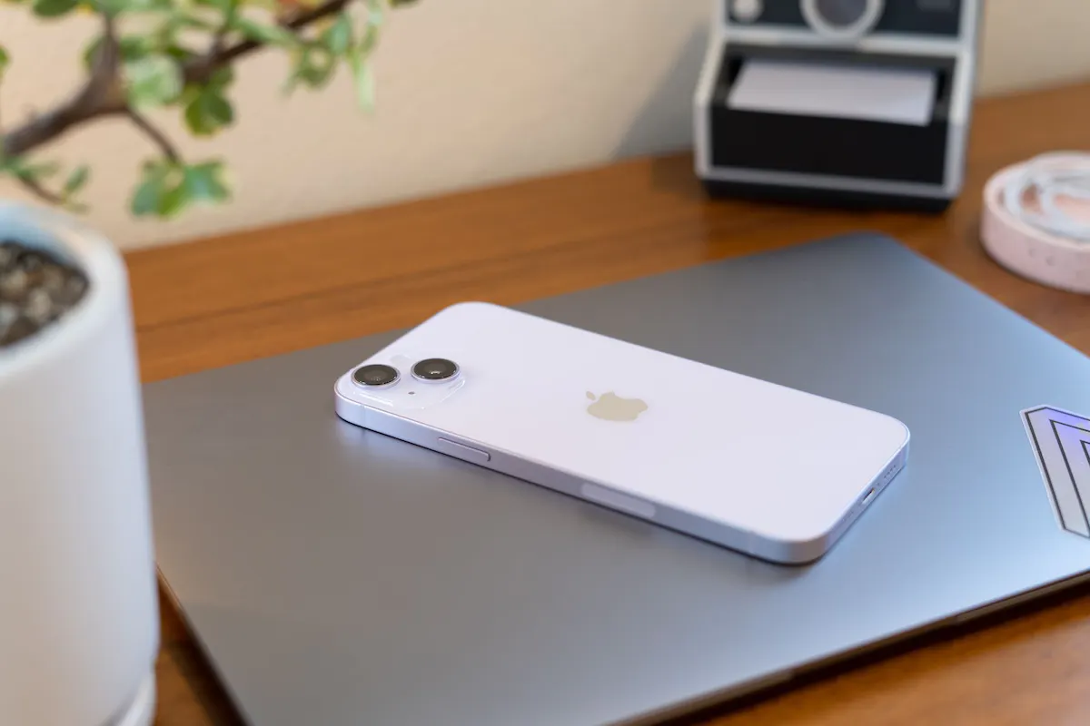 Apple iPhone 14 Plus review: a big deal