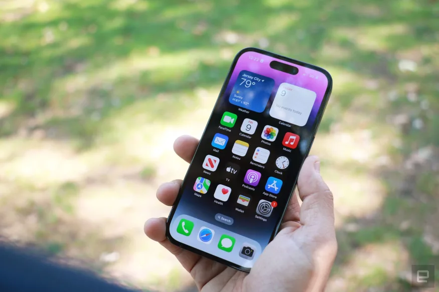 Researchers say iPhone usage data isn't as anonymous as Apple claims