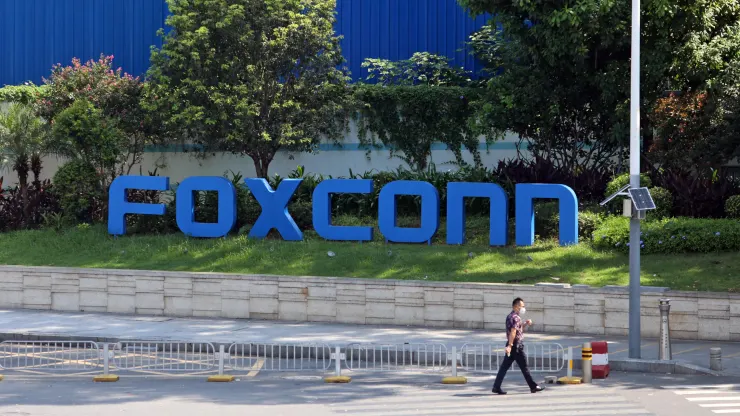  Apple supplier Foxconn reportedly helped persuade China to loosen Covid rules