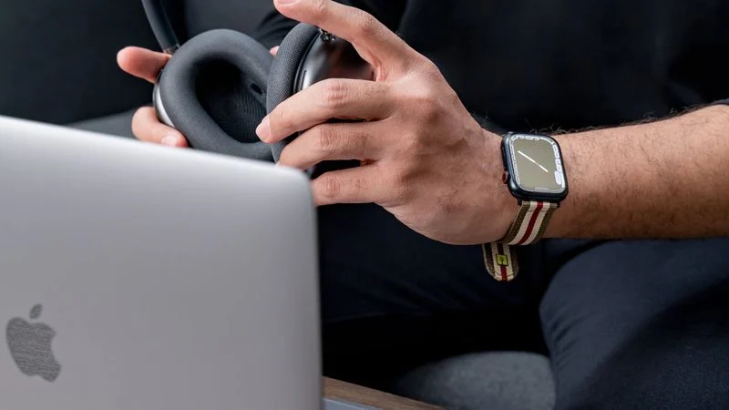 MacRumors Giveaway: Win an Apple Watch Series 8 and Nylon Band From Southern Straps
