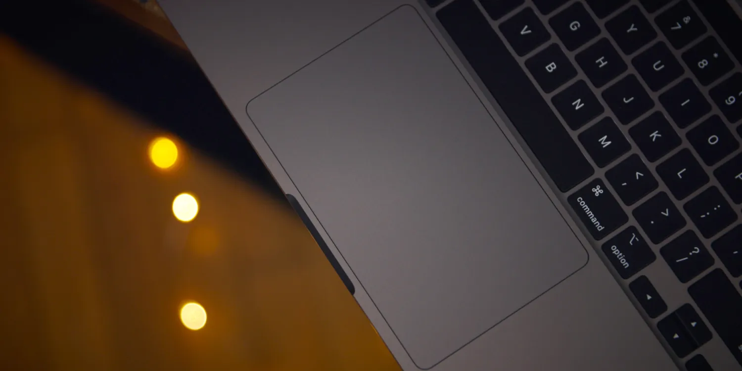 Here’s a one-click fix for a macOS bug that breaks the two-finger zoom trackpad gesture