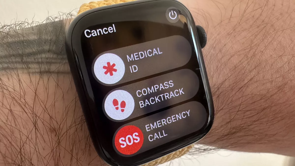 Apple Watch SOS mistakenly calls 15 armed police to gym