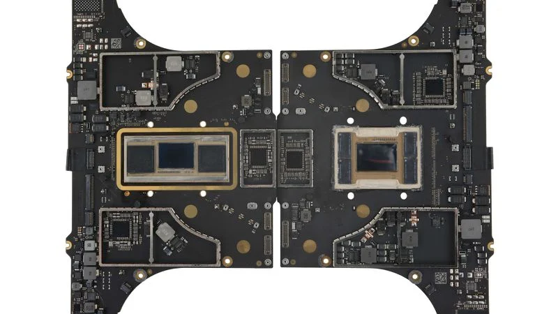 New MacBook Pro Features Smaller Heatsink Due to Supply Chain Issues