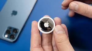 Boyfriend tries tracking girlfriend with Apple AirTag, now he’s the ex-boyfriend