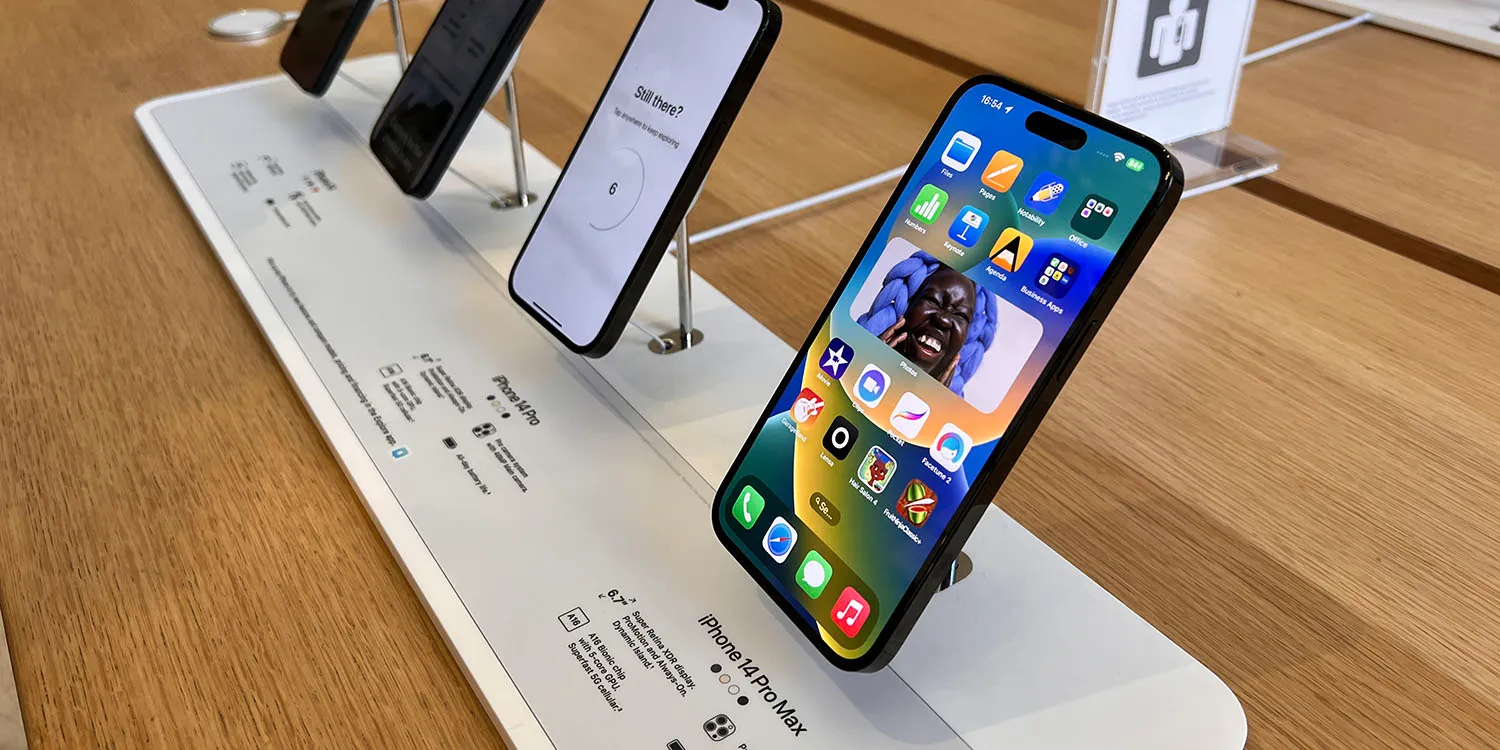Here’s how soon Apple users upgrade their iPhones by age