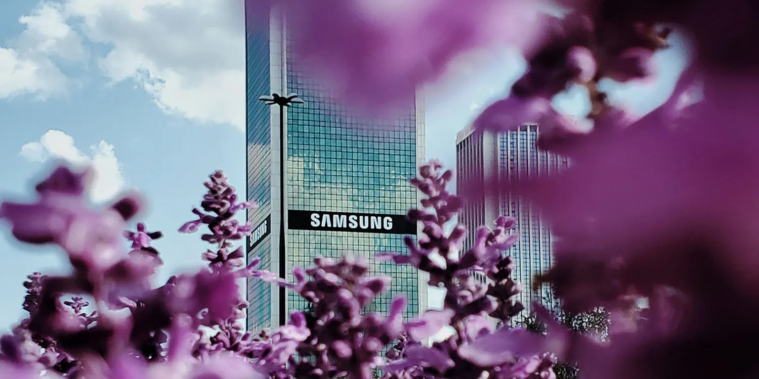 After Apple Gangnam store opening, Samsung plans 6-story store to fight back