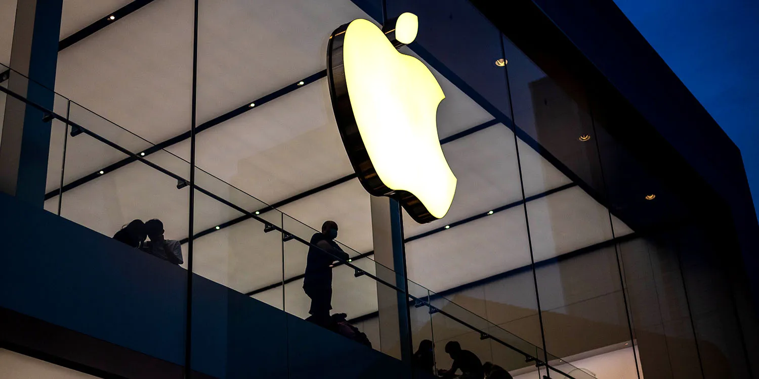 Apple union negotiators acted illegally, claim Maryland store reps