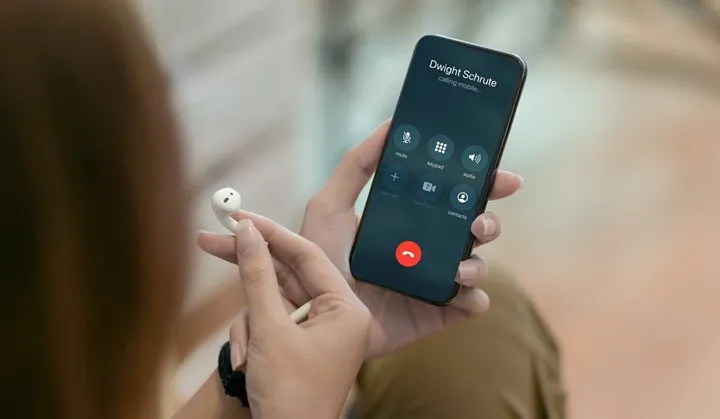 Apple will replace the end call button in iOS 17