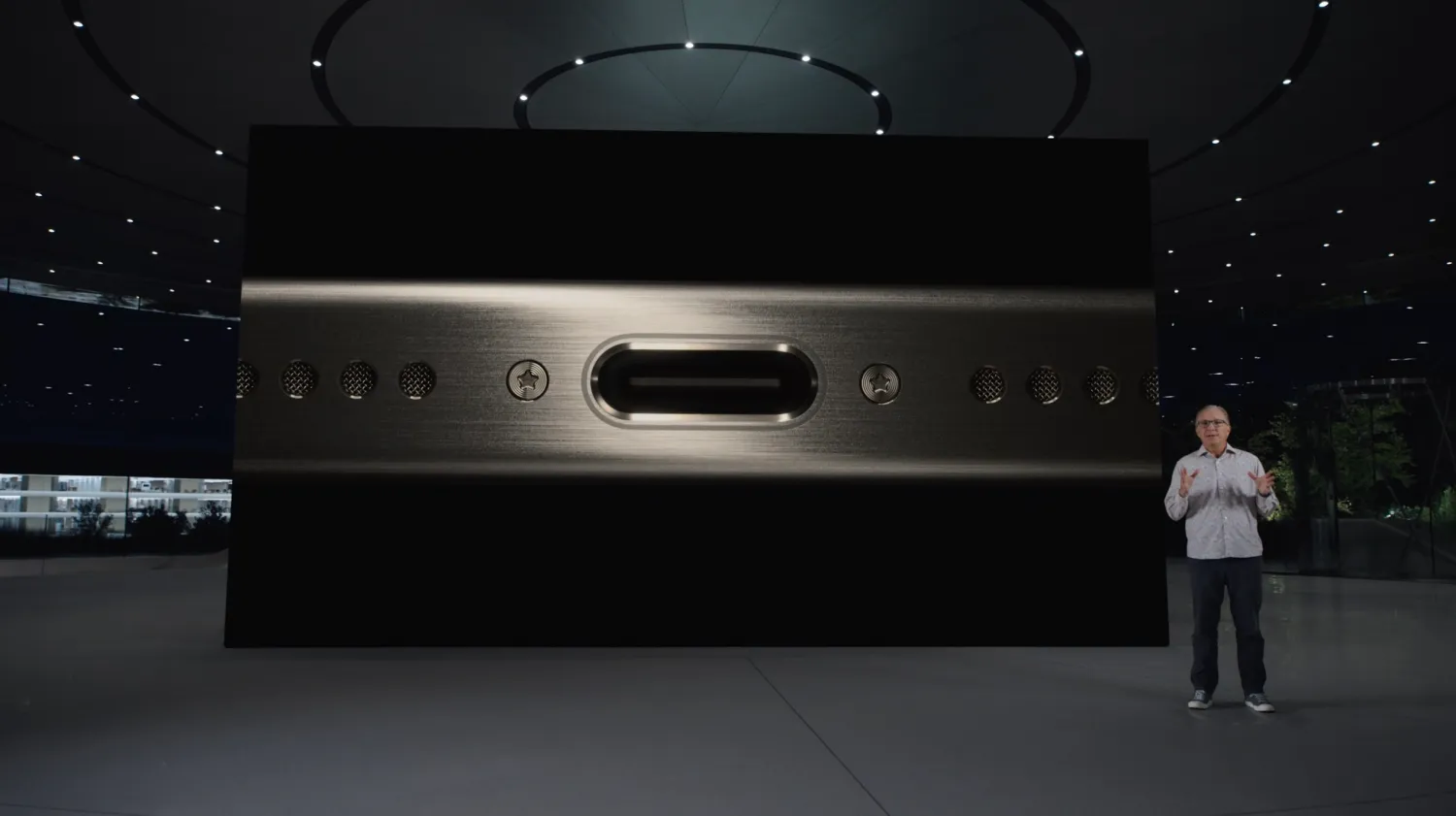 iPhone 15 Pro supports 10Gbps USB 3 speeds, the first for an iPhone