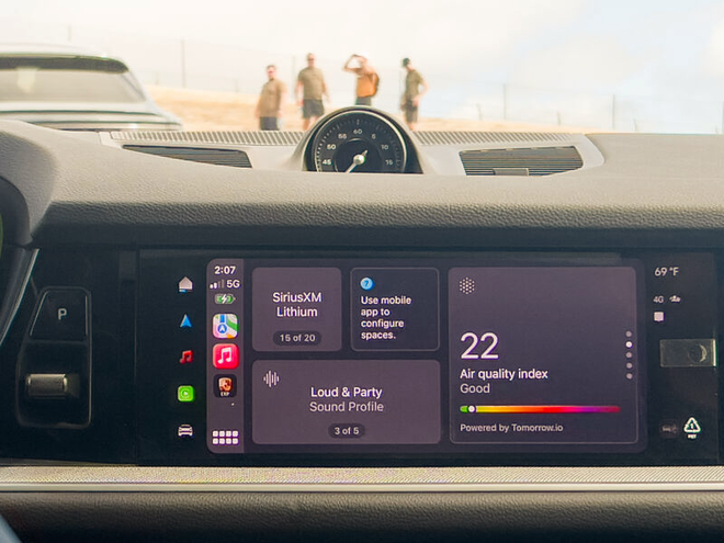 Porsche fully embraces Apple CarPlay since the overwhelming majority of its customers have iPhones