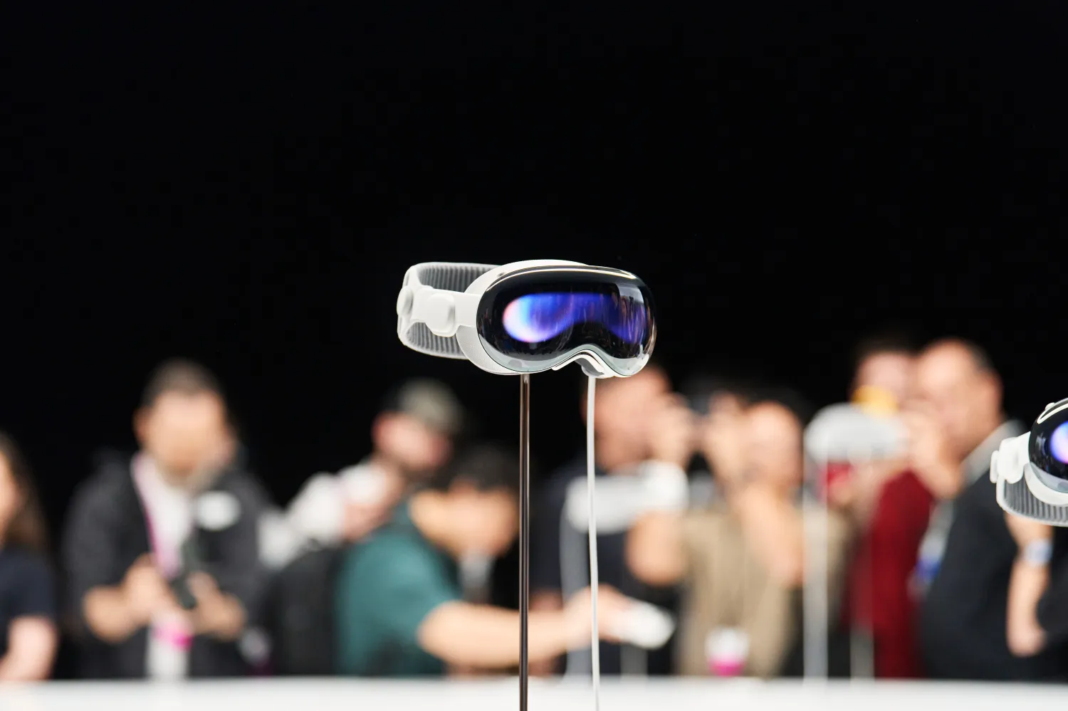 visionOS beta 6 gets new onboarding videos as Apple Vision Pro launch nears