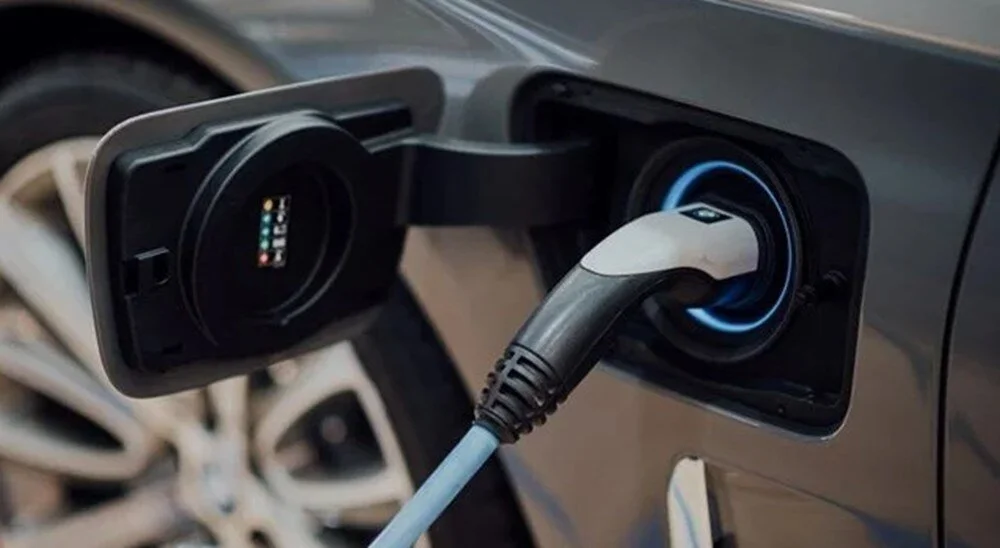 Mockery Abounds on Social Media as Apple Car Gets Axed