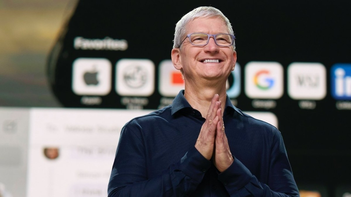 Apple CEO Tim Cook Cashes In: $16 Million from Stock Sale