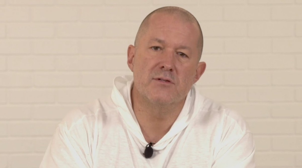Jony Ive Eyes AI Frontier: Seeks $1 Billion for a Mysterious Assistant Product