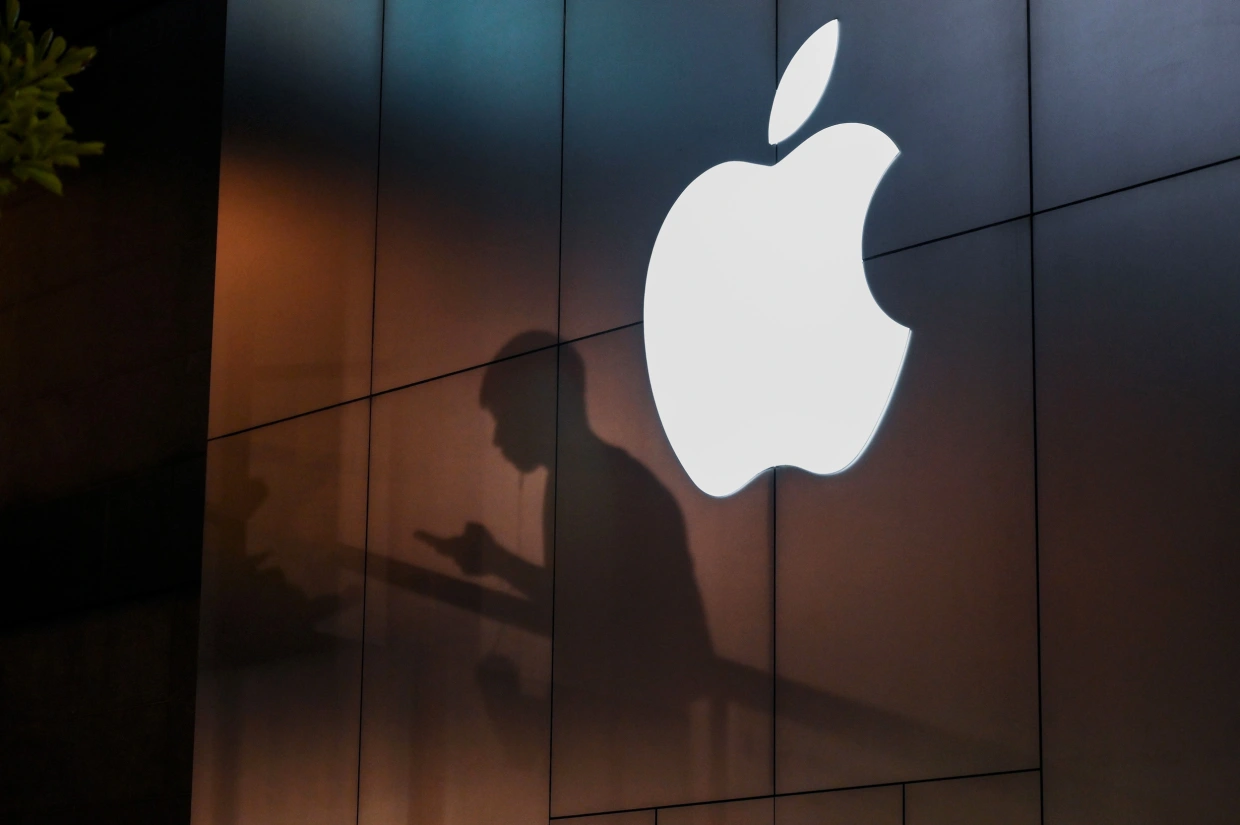  Apple Celebrates Its 48th Anniversary: A Journey from Garage to Global Tech Powerhouse