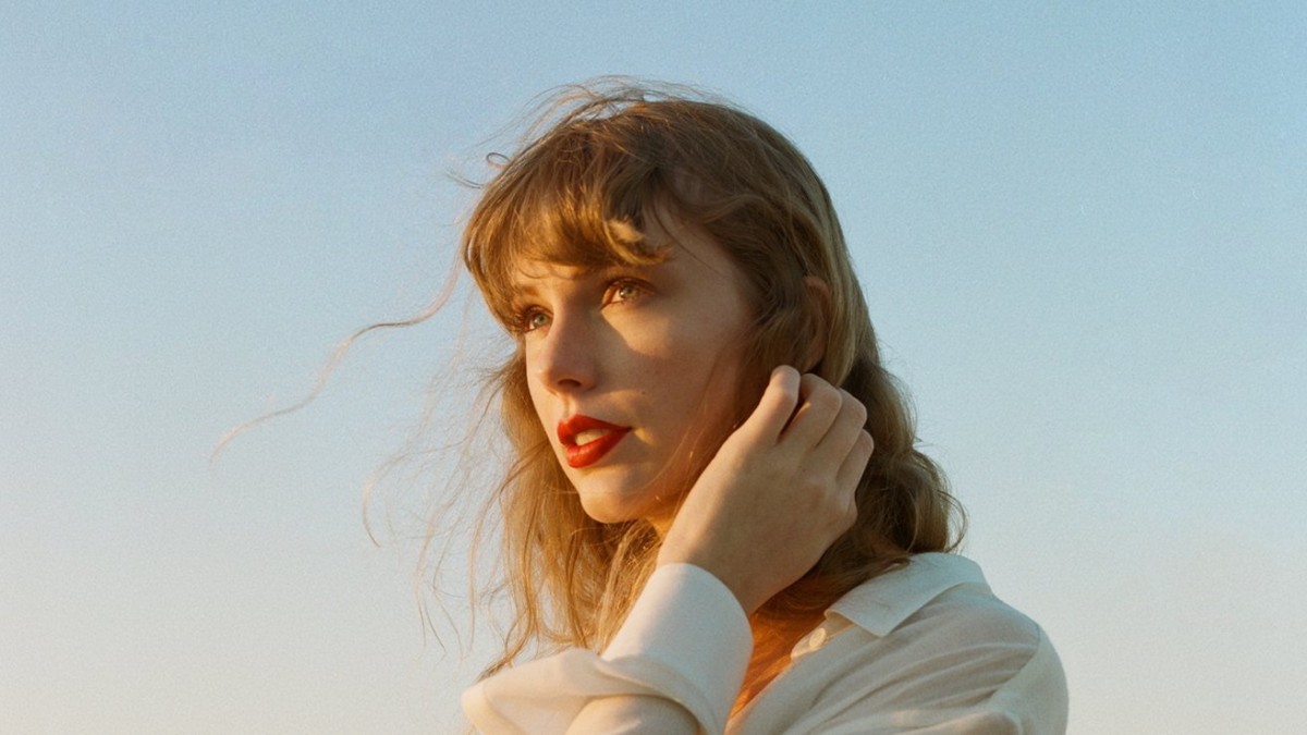 Behind the Scenes: Apple Music’s Strategic Rollout for Taylor Swift’s “The Tortured Poets Department”