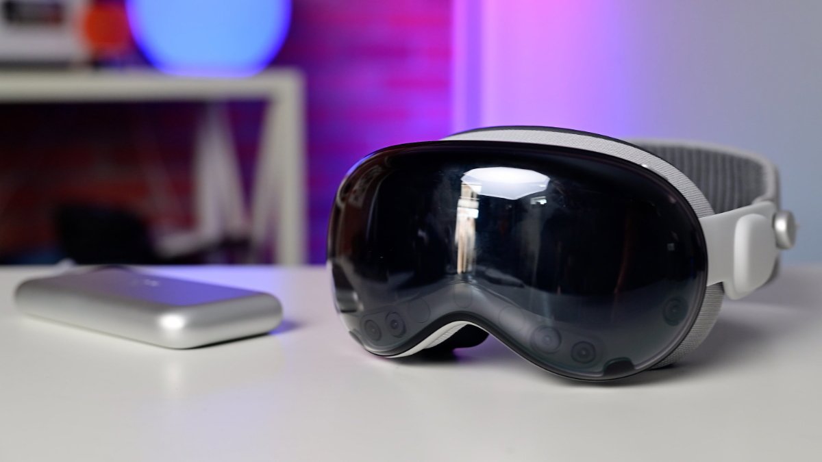 Best Buy Revolutionizes AR Shopping with New Apple Vision Pro App