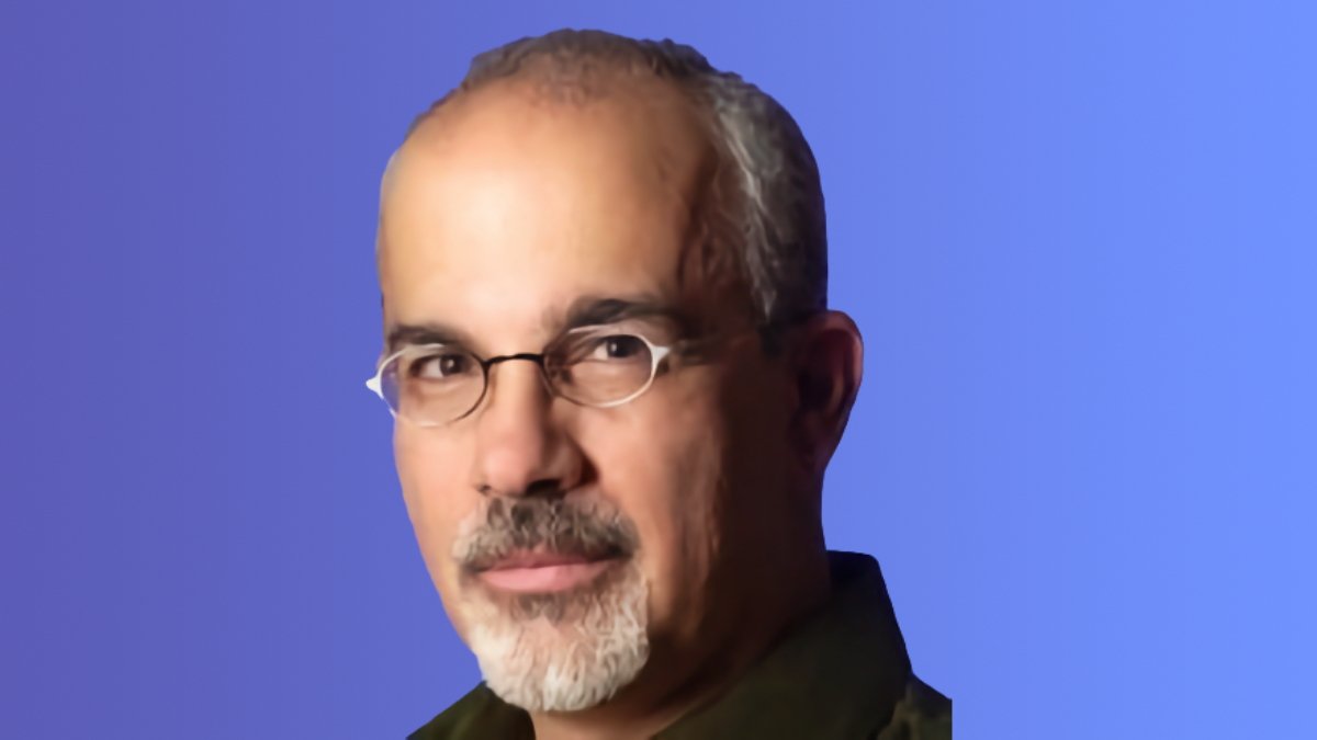 Frank Casanova Retires from Apple After 36 Years