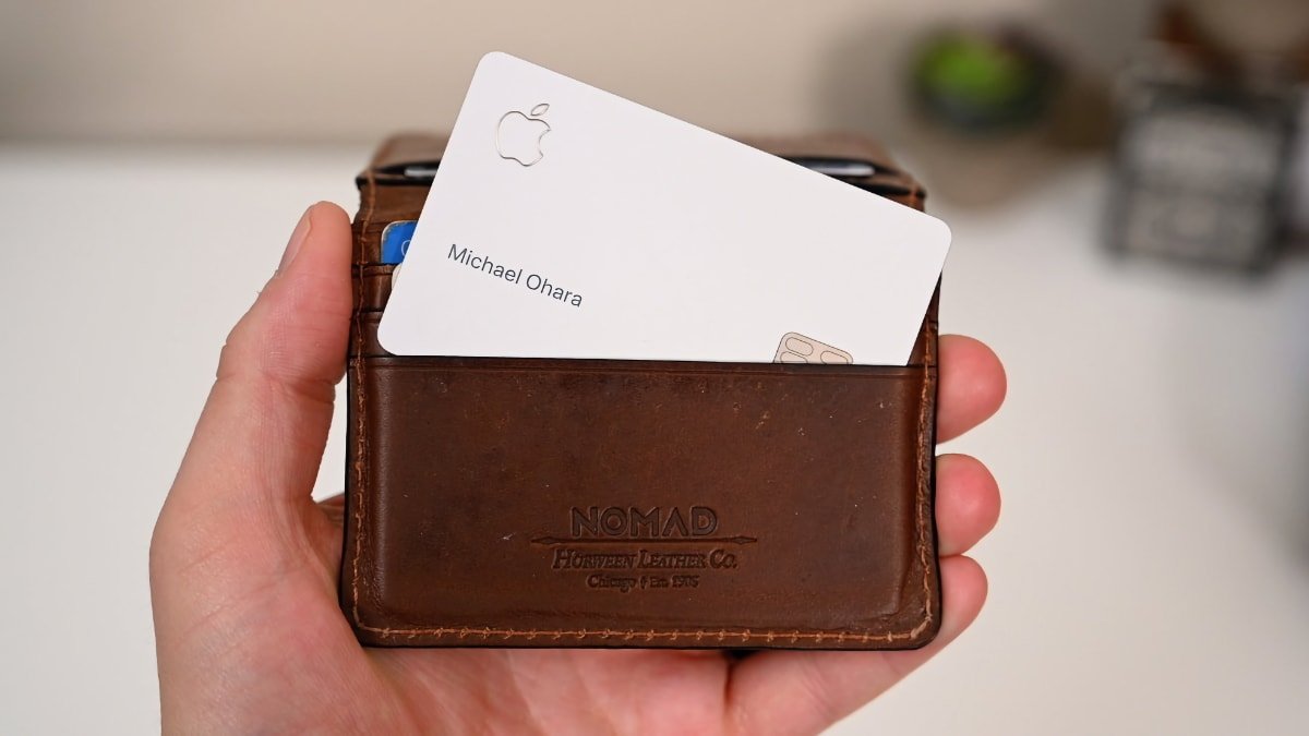 Apple Begins Replacing First-Gen Titanium Apple Cards as Expiry Approaches