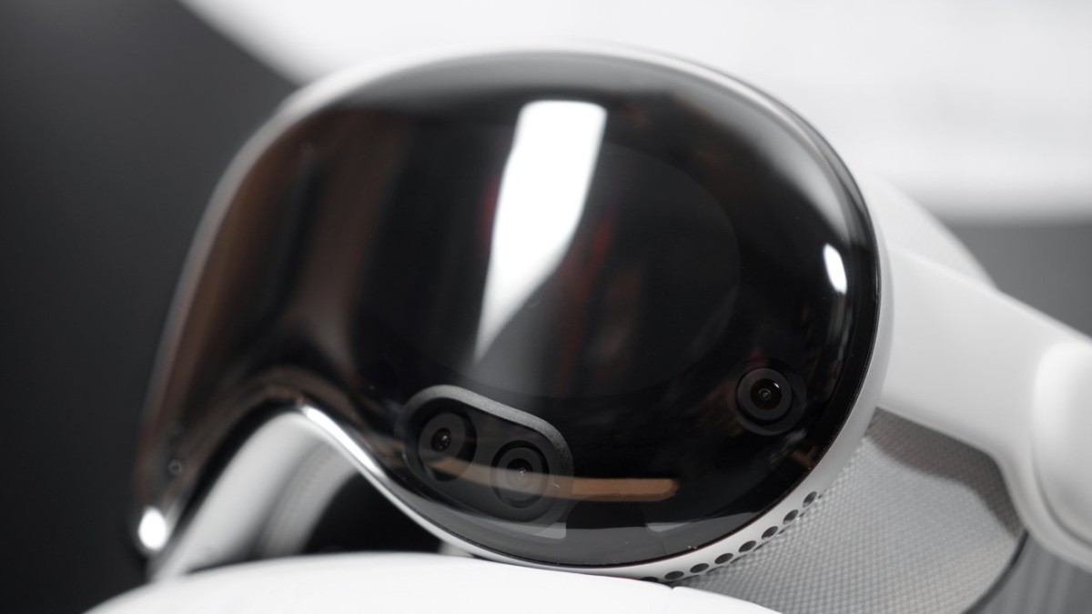 Apple Vision Pro Takes the Corporate World by Storm