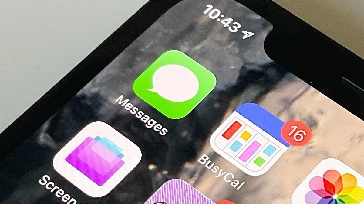 Man Blames Apple for Wife Discovering His Infidelity: A Bizarre Lawsuit Emerges
